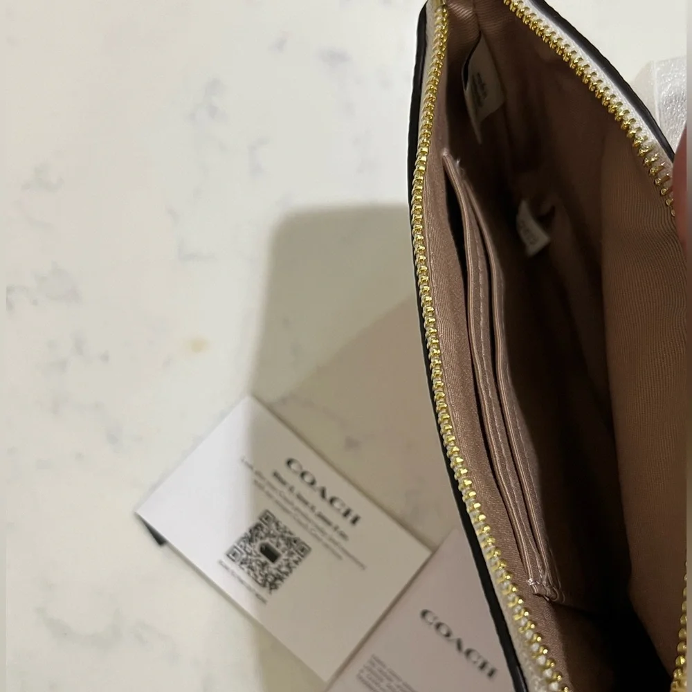 Coach Black and Tan Wallet with Zip Closure - Picture 6 of 8